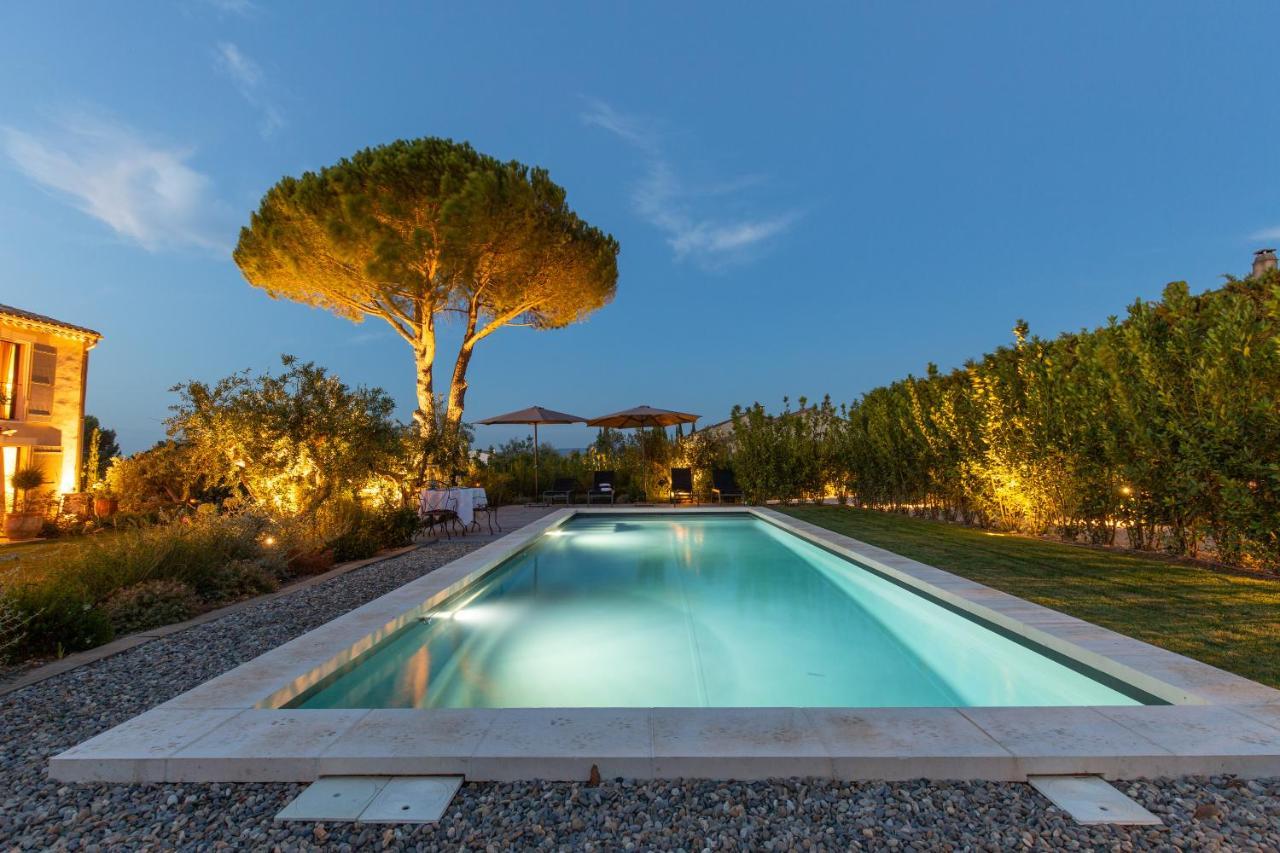 Le Mas Des Fees Hotel Eygalieres  Exterior photo